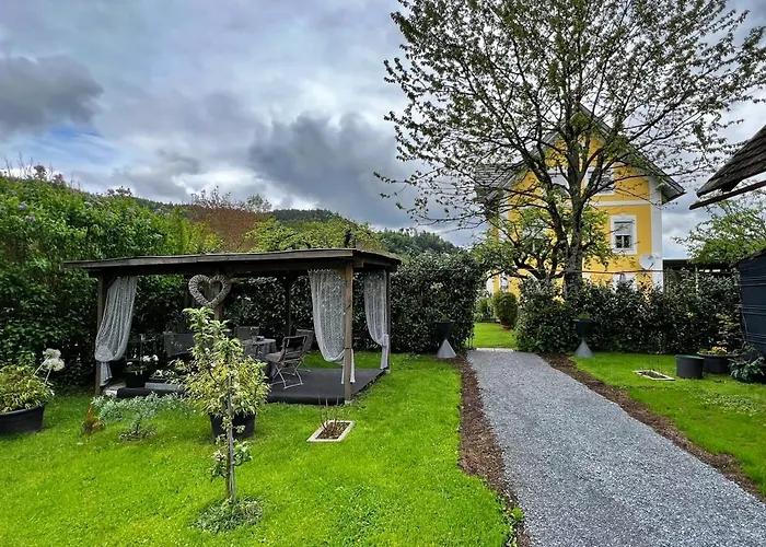 Dependance Komposch Adults Only *