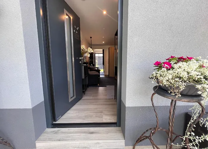 Dependance Komposch Adults Only Apartman